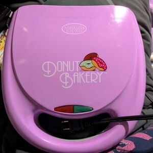 Nostalgia Purple Donut Bakery Maker